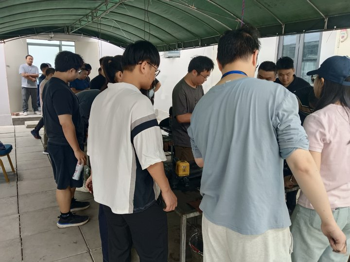 湖南省特种设备协会MTII级取证班,济宁鲁科提供磁粉探伤设备！
